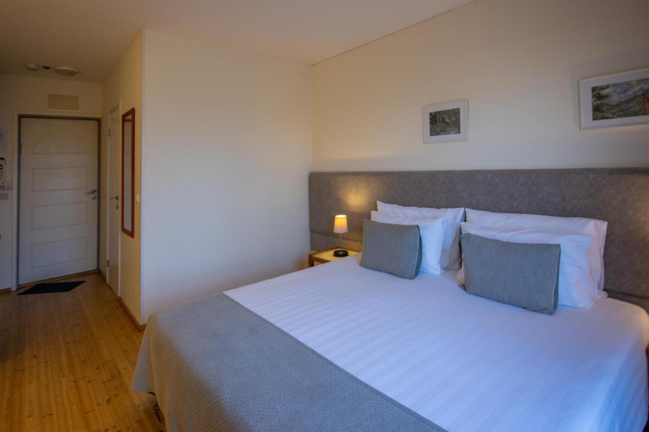 Logos Hotel In Yad Hashmona Exterior photo